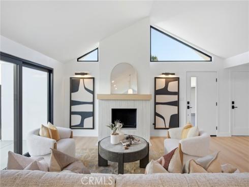 1788  Hawaii   Circle, Costa Mesa, CA