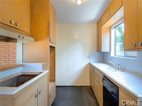 2032  Aliso   Avenue, Costa Mesa, CA