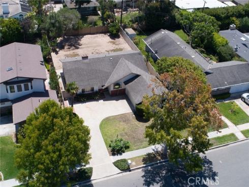 2032  Aliso   Avenue, Costa Mesa, CA