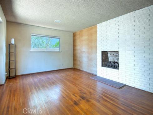 2032  Aliso   Avenue, Costa Mesa, CA