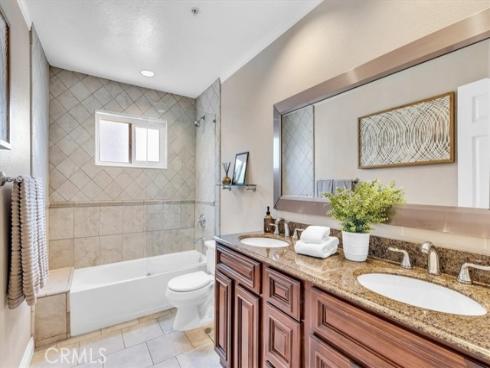 2626  Santa Ana  3 , Costa Mesa, CA