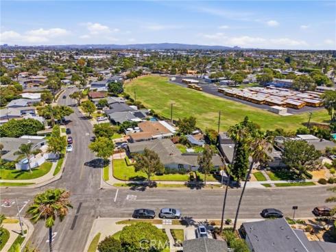 1697 Labrador , Costa Mesa, CA