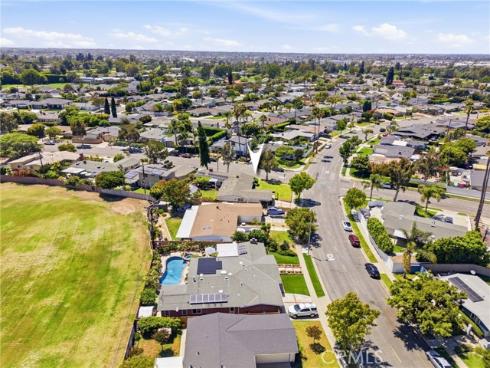 1697 Labrador , Costa Mesa, CA