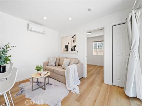 1184  Dorset  , Costa Mesa, CA