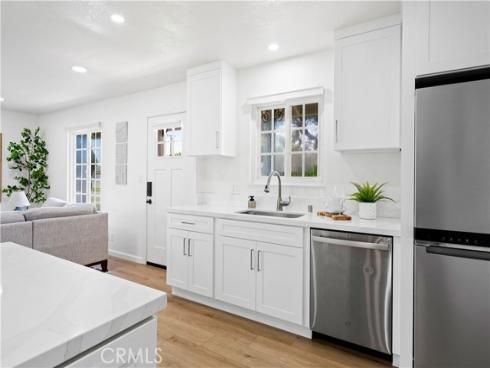 1184  Dorset  , Costa Mesa, CA