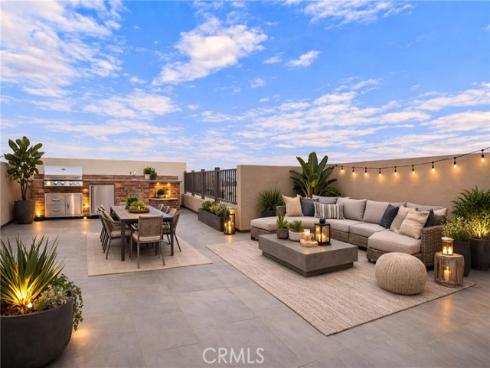 809  Brickyard   Lane, Costa Mesa, CA