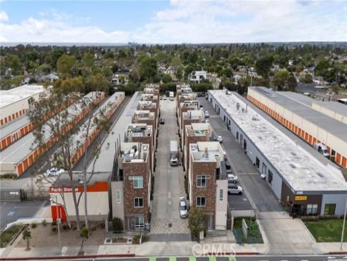 809  Brickyard   Lane, Costa Mesa, CA