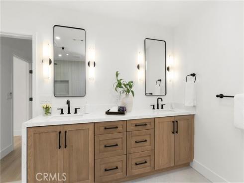 394  Magnolia   Street, Costa Mesa, CA