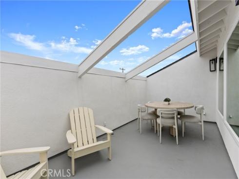 394  Magnolia   Street, Costa Mesa, CA