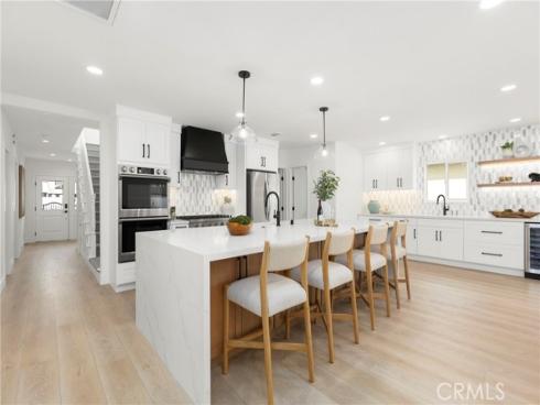 394  Magnolia   Street, Costa Mesa, CA