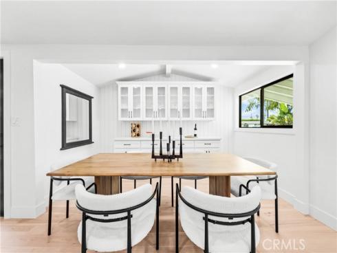213  Wellesley  , Costa Mesa, CA