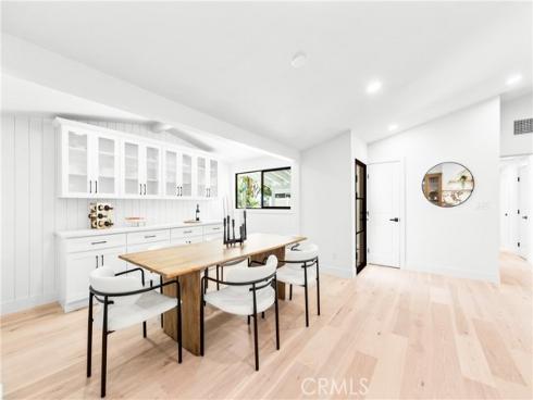 213  Wellesley  , Costa Mesa, CA