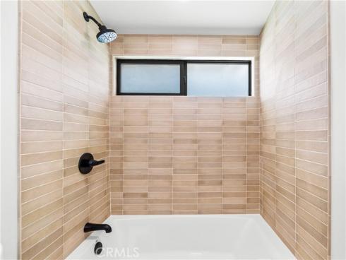 213  Wellesley  , Costa Mesa, CA