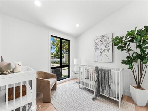213  Wellesley  , Costa Mesa, CA