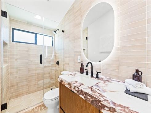 213  Wellesley  , Costa Mesa, CA