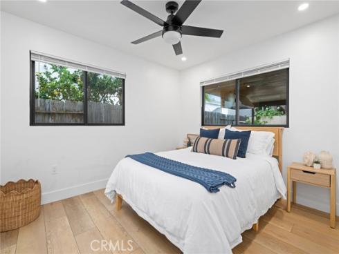 2732  Lorenzo  , Costa Mesa, CA