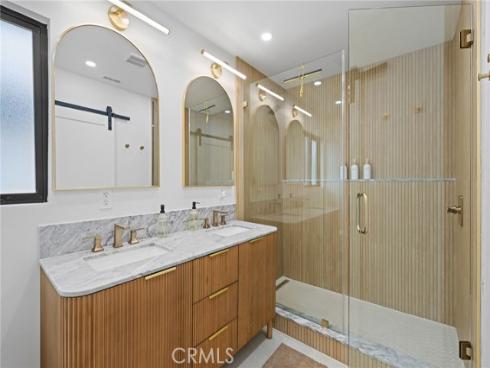 2732  Lorenzo  , Costa Mesa, CA