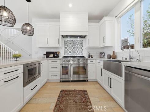 2360  Orange   Avenue, Costa Mesa, CA
