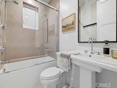2360  Orange   Avenue, Costa Mesa, CA