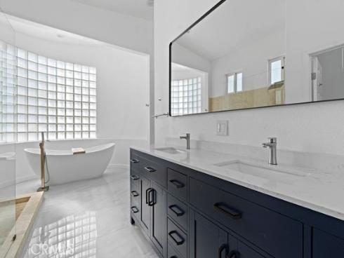 1578 San Bernardino , Costa Mesa, CA