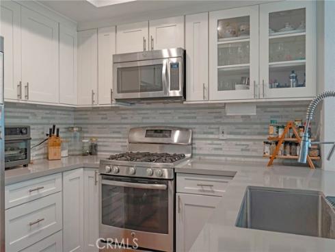 543  Victoria  M , Costa Mesa, CA