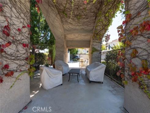 543  Victoria  M , Costa Mesa, CA