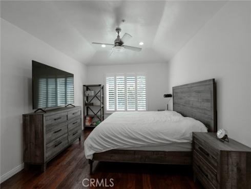 543  Victoria  M , Costa Mesa, CA