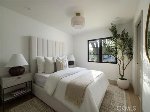 2608  Fairway  , Costa Mesa, CA