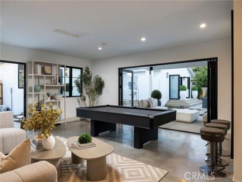2608  Fairway  , Costa Mesa, CA