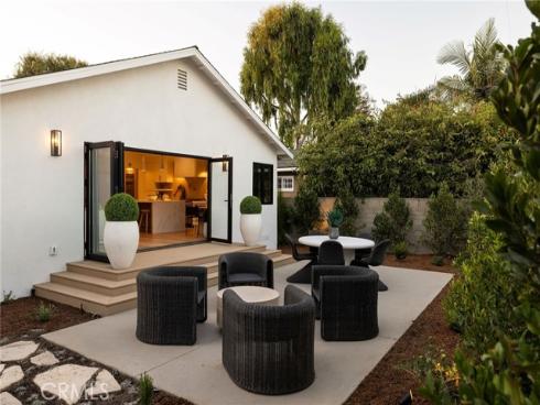 2608  Fairway  , Costa Mesa, CA