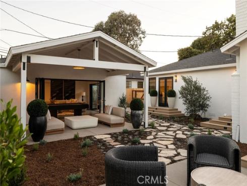 2608  Fairway  , Costa Mesa, CA