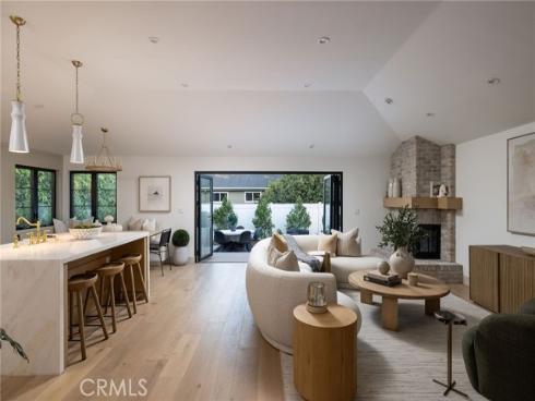 2608  Fairway  , Costa Mesa, CA