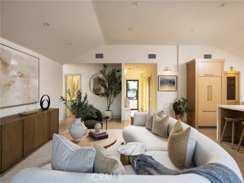 2608  Fairway  , Costa Mesa, CA