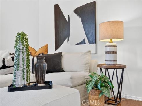 956 W Wilson  , Costa Mesa, CA