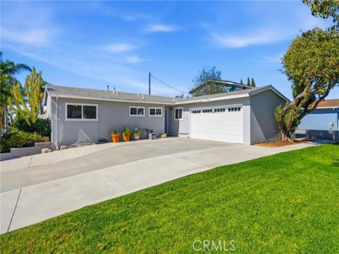 956 W Wilson  , Costa Mesa, CA