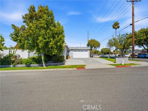 956 W Wilson  , Costa Mesa, CA