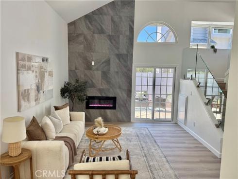 2687  Orange  b , Costa Mesa, CA