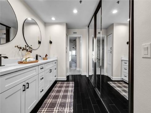 2157  Pacific Avenue  B202 , Costa Mesa, CA