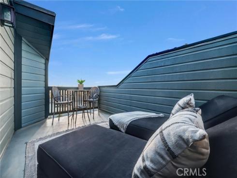 2157  Pacific Avenue  B202 , Costa Mesa, CA