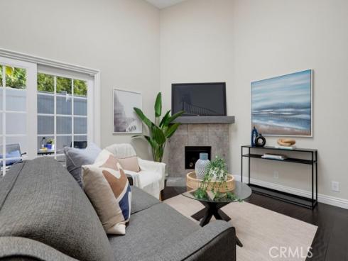 1118  Sandi   Lane, Costa Mesa, CA