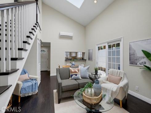 1118  Sandi   Lane, Costa Mesa, CA