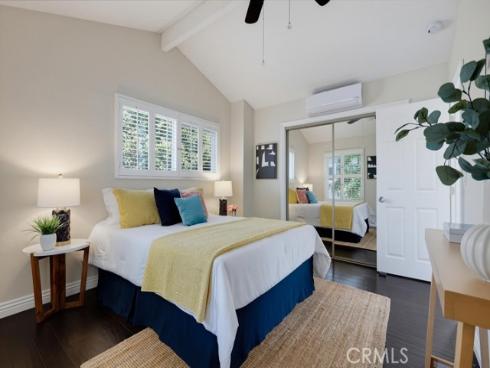 1118  Sandi   Lane, Costa Mesa, CA
