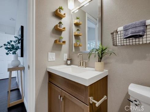 1118  Sandi   Lane, Costa Mesa, CA