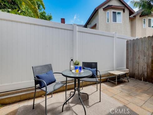 1118  Sandi   Lane, Costa Mesa, CA