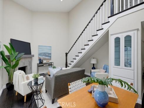 1118  Sandi   Lane, Costa Mesa, CA