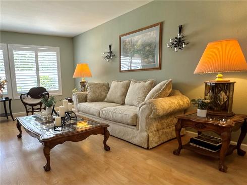 1025  Cannonade  , Costa Mesa, CA