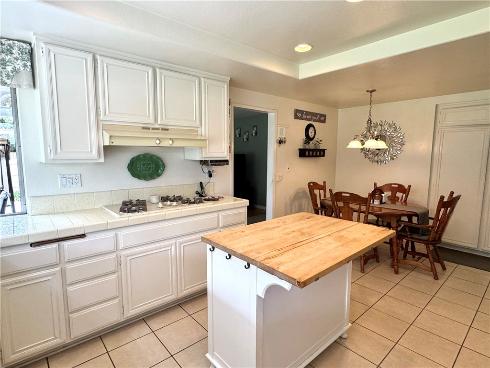 1025  Cannonade  , Costa Mesa, CA