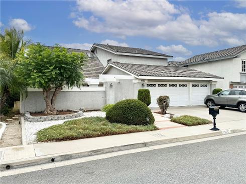 1025  Cannonade  , Costa Mesa, CA