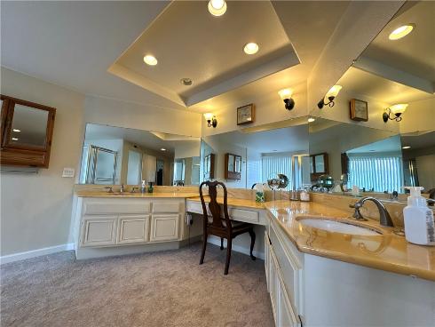 1025  Cannonade  , Costa Mesa, CA
