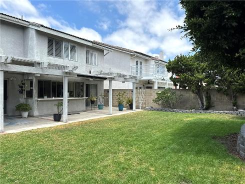 1025  Cannonade  , Costa Mesa, CA